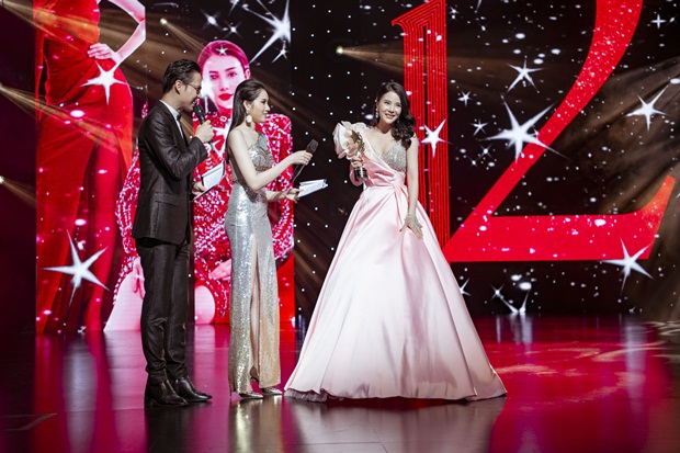 nu-hoang-tham-do-12