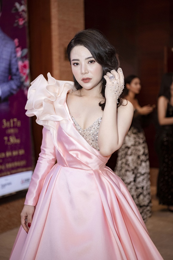 nu-hoang-tham-do-8