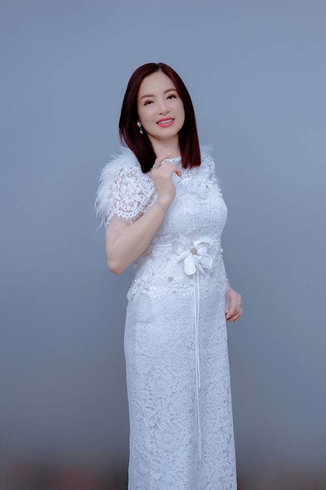 ca-si-nhu-hao-trai-long-ve-tri-ky-tiec-nuoi-nho-lai-khoang-thoi-gian-hon-10-nam-bo-nghe 2