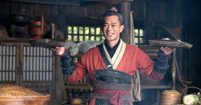 Phim hành động của Cổ Thiên Lạc lập kỷ lục mở màn tại Hong Kong