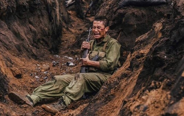 chieu-mien-phi-phim-mua-do-tu-chien-tren-khong-o-hoi-cho-mua-thu