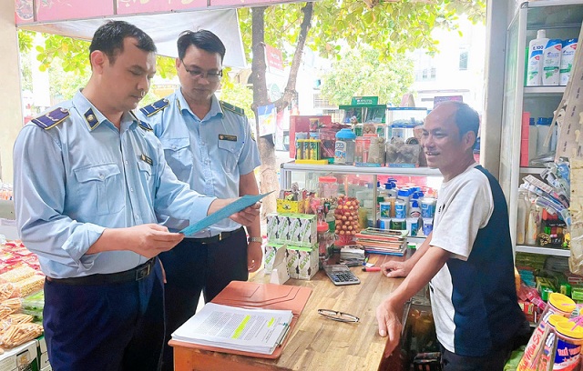 Quản lý thị trường Quảng Trị kiên quyết đấu tranh, ngăn chặn hàng giả