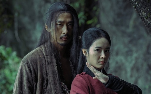 tuan-tran-va-tran-thien-tu-dong-ho-linh-trang-si-bi-an-mo-vua-dinh