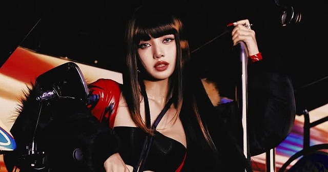 Thời trang nổi loạn của Lisa trong MV SaWaDiKa