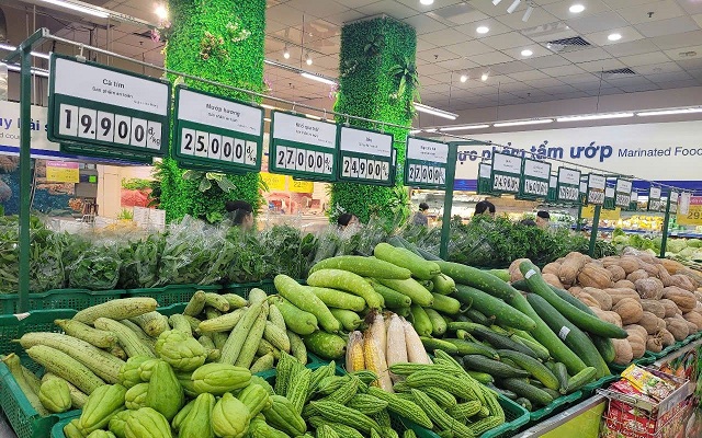 coopmart-mien-bac-dam-bao-nguon-hang-on-dinh-va-ho-tro-cong-dong-an-toan-vuot-bao