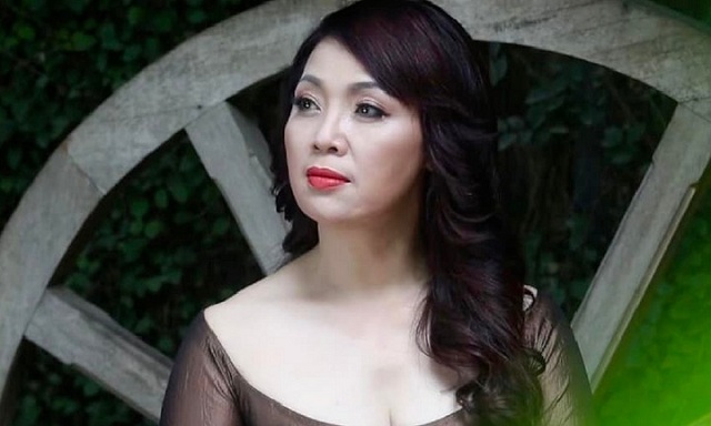 nsnd-thai-bao-tiet-lo-co-duyen-chuyen-tu-viec-hoc-dan-bau-sang-lam-ca-si