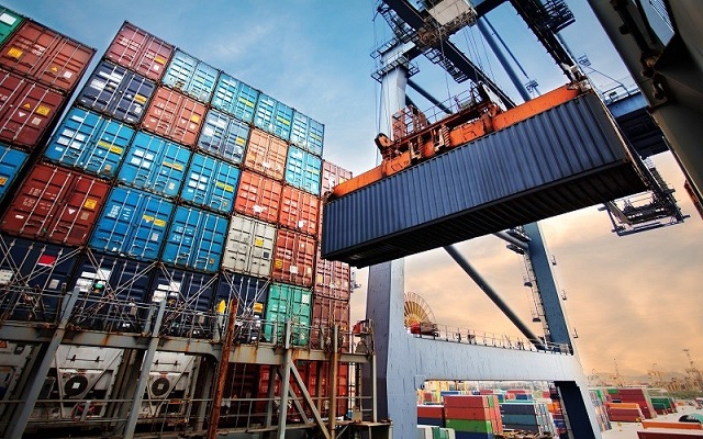 Thị trường hàng hóa phản ứng ra sao với thỏa thuận thuế quan mới giữa Mỹ và Việt Nam?