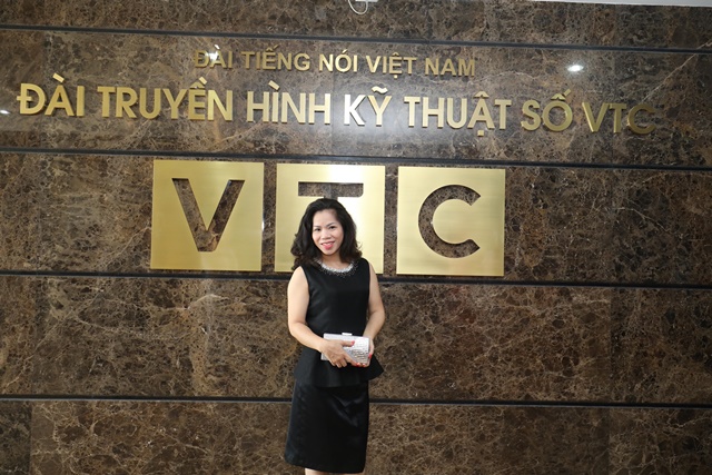 happy-women-VTC-19