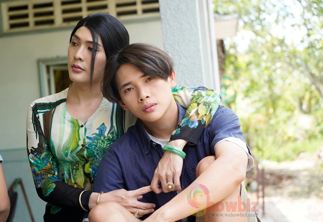 dien-vien-quynh-ly-toi-nhu-bi-ma-nhap-khi-duoc-dien-cung-chi-oc-thanh-van-wshowbiz13