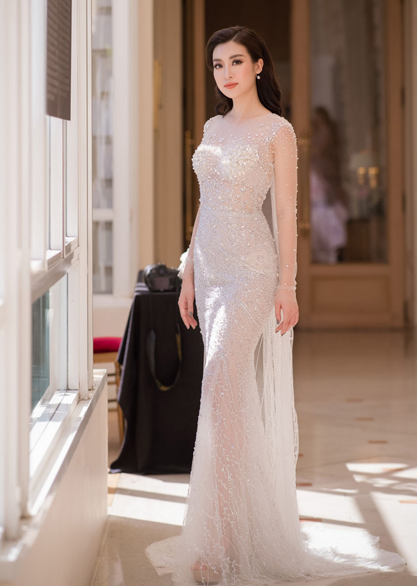 do-my-linh-mac-dep-wshowbiz