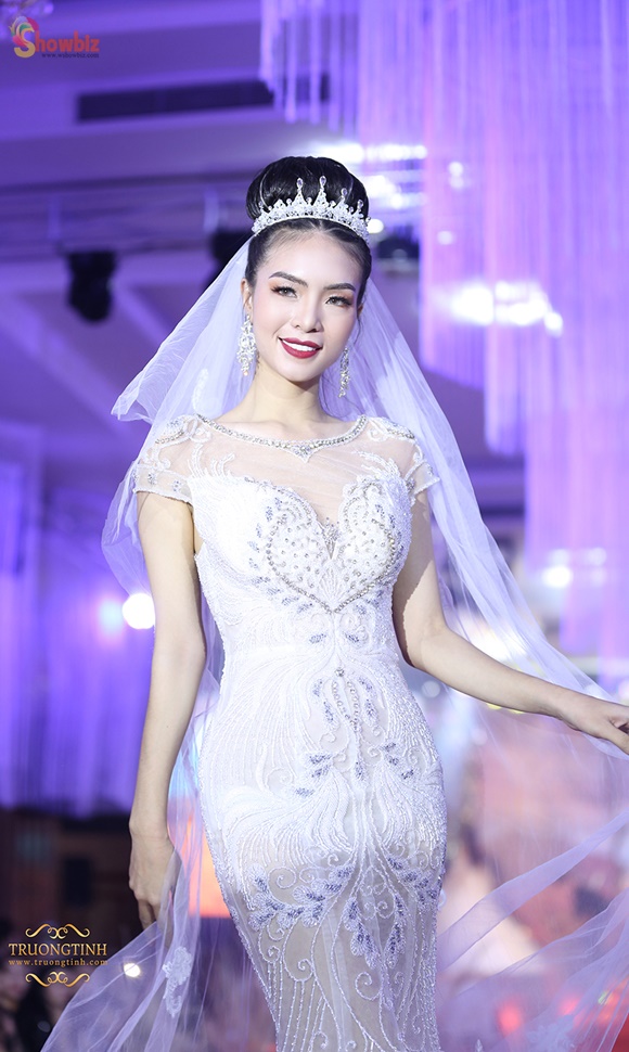 bst-ao-cuoi-cao-cap-cua-truong-tinh-wedding-gay-sot-thi-truong-dak-lak-wshowbiz-7