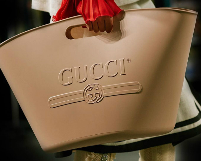 tui-xach-gia-980-usd-cua-gucci-wshowbiz-2