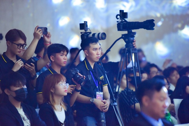 andy-studio-ntt-hinh-anh-net-dep-sinh-vien-2022-hoan-thanh-xuat-sac-nhiem-vu-wshowbiz-2