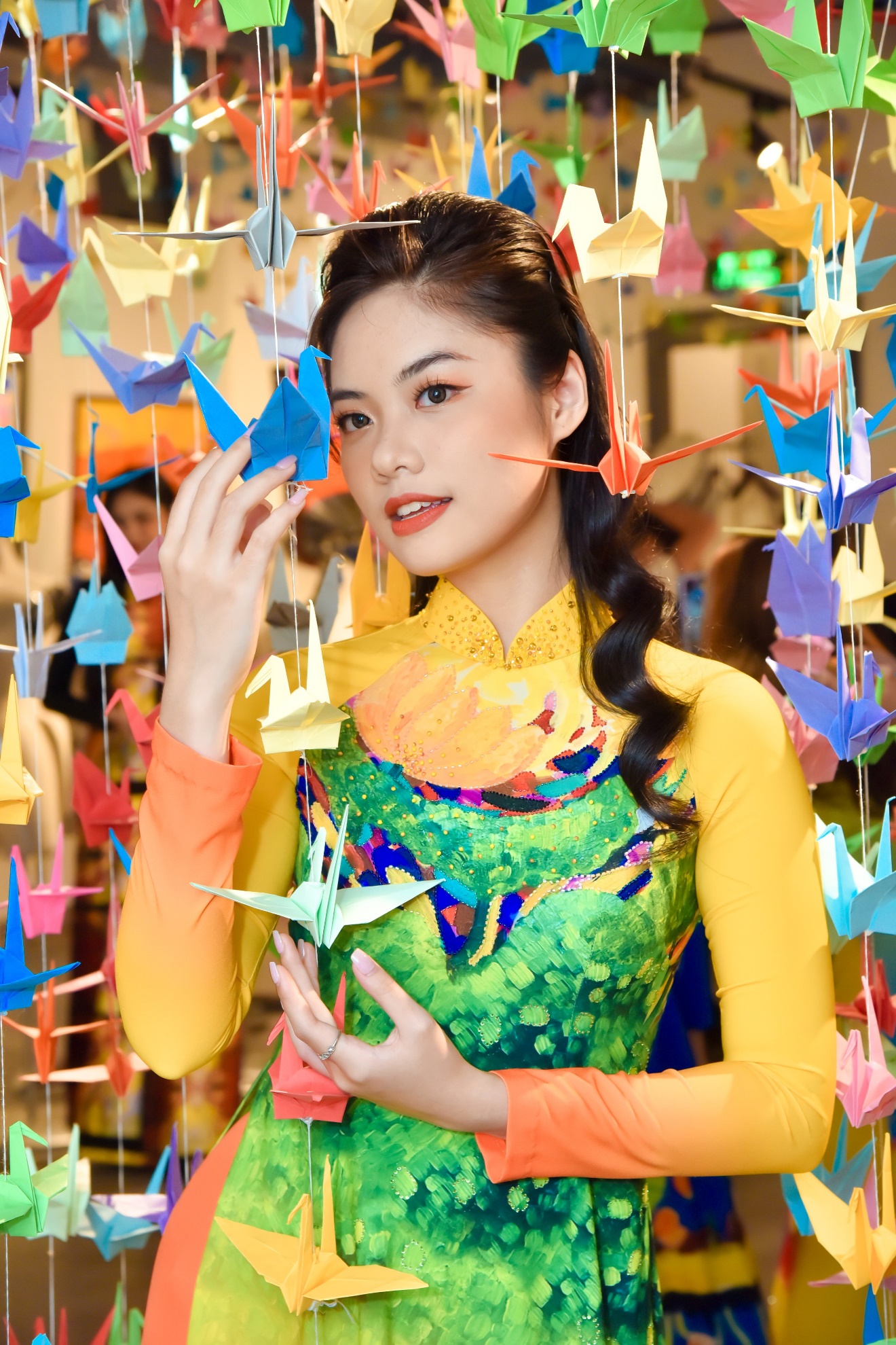 le-anh-minh-va-phan-quoc-cong-dong-hanh-thien-chi-voi-dan-em-than-yeu-wshowbiz-2