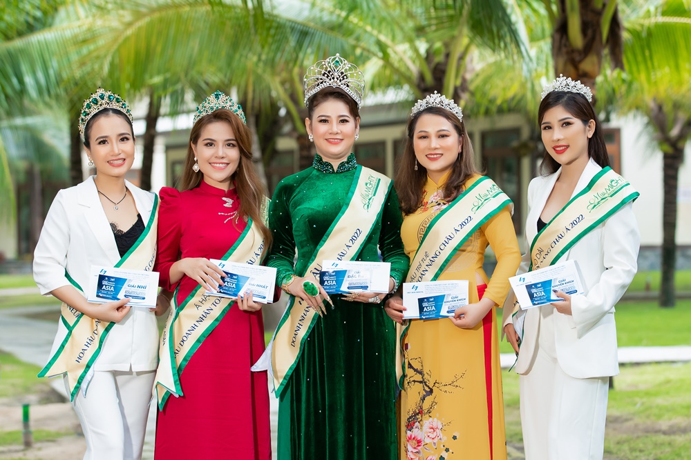 nha-khoa-viet-nha-nguoi-dong-hanh-cung-nu-cuoi-hoa-hau-doanh-nhan-toan-nang-chau-a-2022-wshowbiz-3