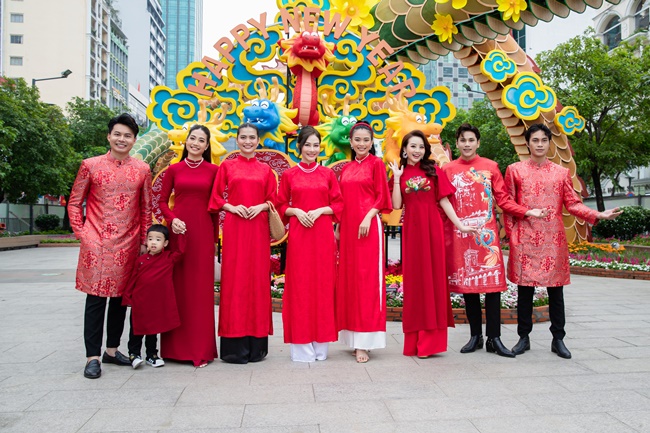 f2-fashion-a-freedom-tai-tro-ao-dai-cho-su-kien-khai-xuan-tai-duong-hoa-nguyen-hue-xuan-giap-thin-2024-SHOWBIZ