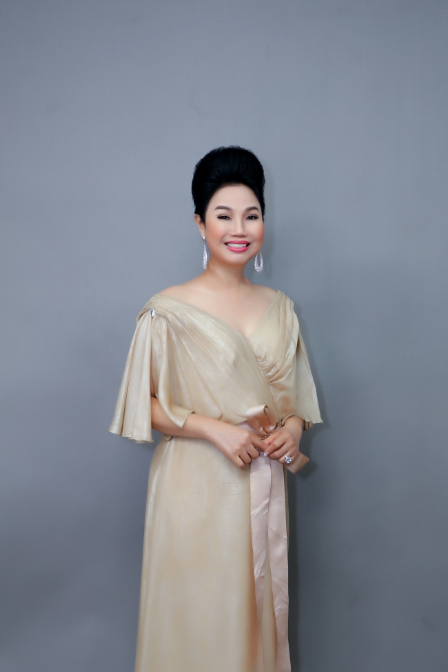 phan-nhu-thuy-7