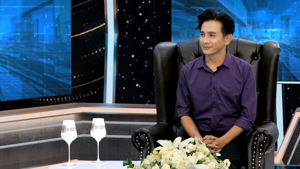 nghe-si-dinh-toan-showbiz