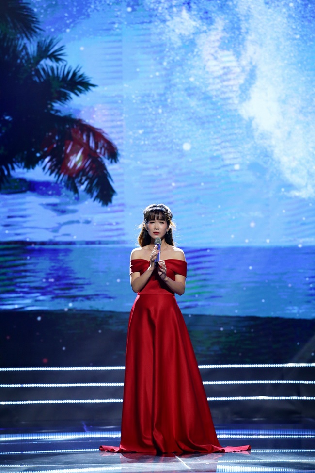 ca-si-dieu-hien-tung-dung-truoc-nguy-co-mat-giong-hat-sau-khi-sinh-2-con-showbiz3