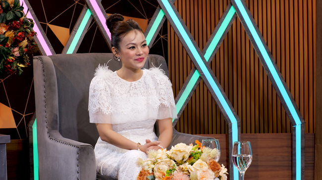 ca-si-hai-yen-giam-17kg-sau-loat-chi-trich-thua-nhan-tung-nghi-hat-vi-qua-ap-luc-SHWBZ 9