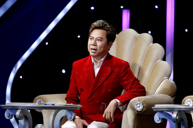 ca-si-quoc-dai-toi-rat-ne-doan-trang-tu-cach-sap-xep-den-cach-lam-viec-showbiz-haphuong-2