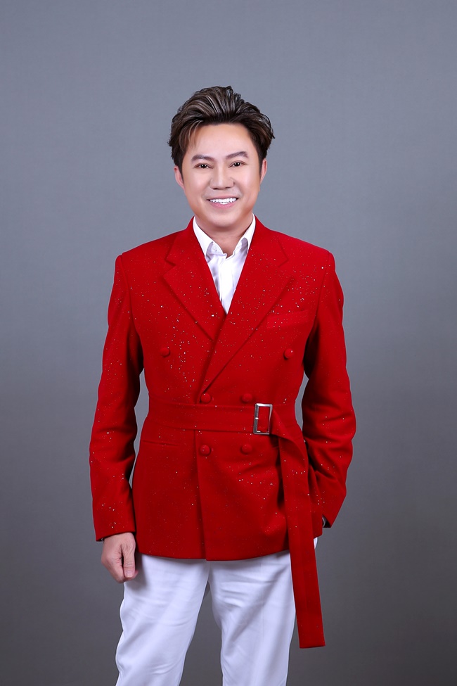 ca-si-quoc-dai-toi-rat-ne-doan-trang-tu-cach-sap-xep-den-cach-lam-viec-showbiz-haphuong-6