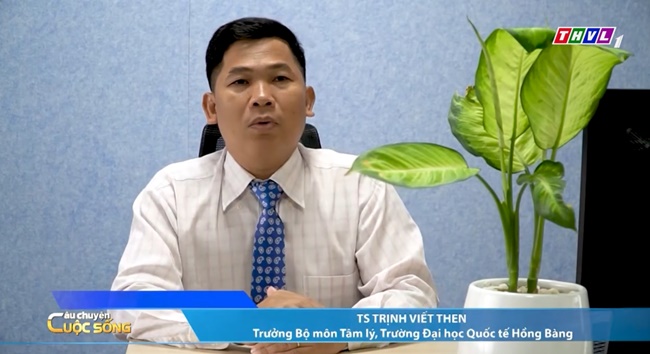 cau-chuyen-cuoc-song-co-nen-nghi-viec-vi-muon-tim-co-hoi-moi-showbiz-3