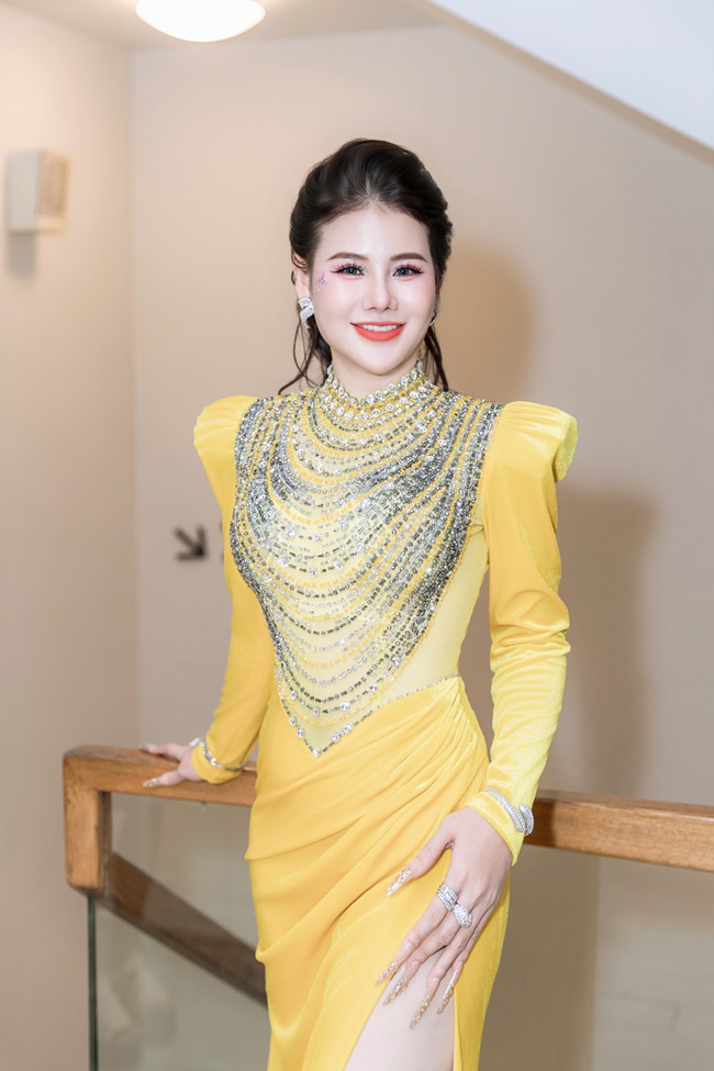 BONG-HONG-QUYEN-LUC-NGUYEN-PHUONG-TRIEU-TOAN-TGNGUOINOTIENG-haphuong