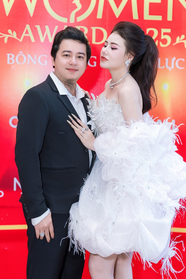 BONG-HONG-QUYEN-LUC-NGUYEN-PHUONG-TRIEU-TOAN-TGNGUOINOTIENG8
