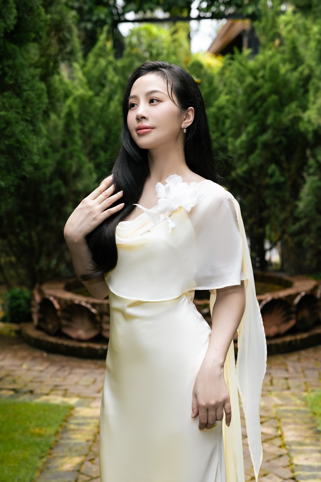 album vol 8 hoang tam anh 4