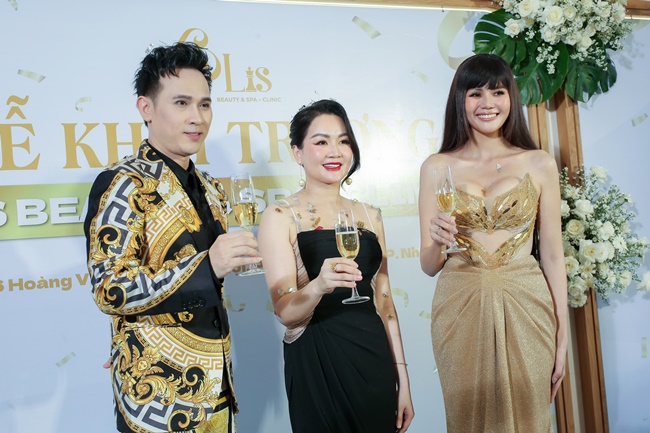 HOA-HAU-KIM-DUYEN-KHAI-TRUONG-Lis-Beauty-Spa-Clinic-Nha-Trang-wshowbiz-11