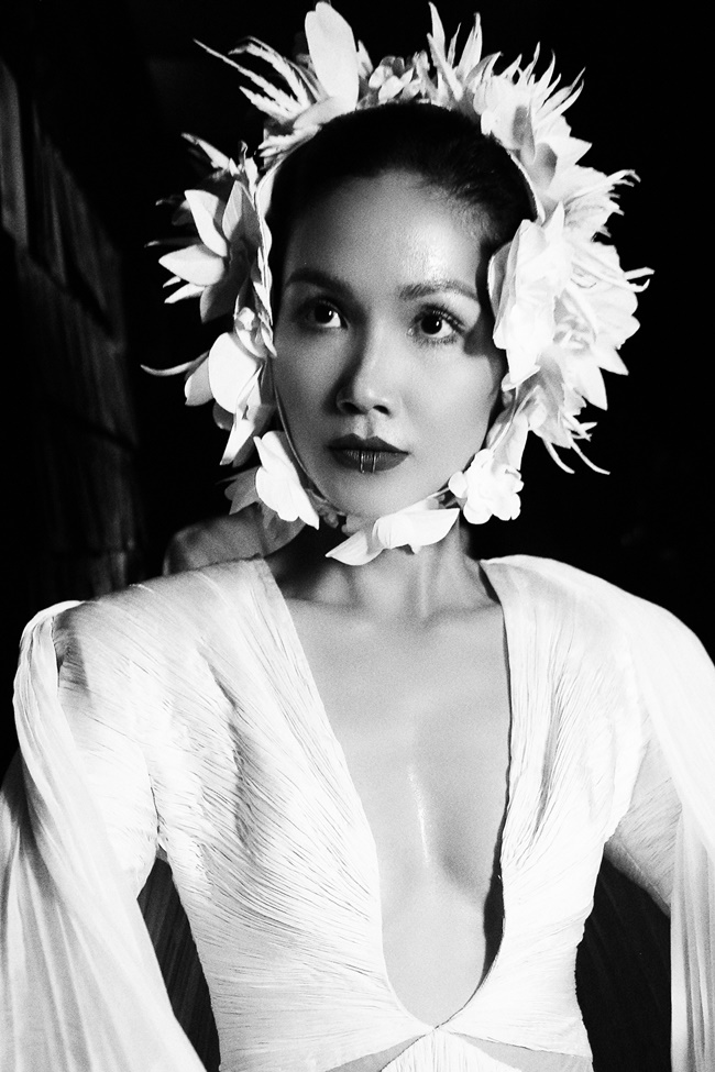 kham-pha-hau-truong-cua-62-chan-dai-trong-show-nguyen-cong-tri-showbiz-13