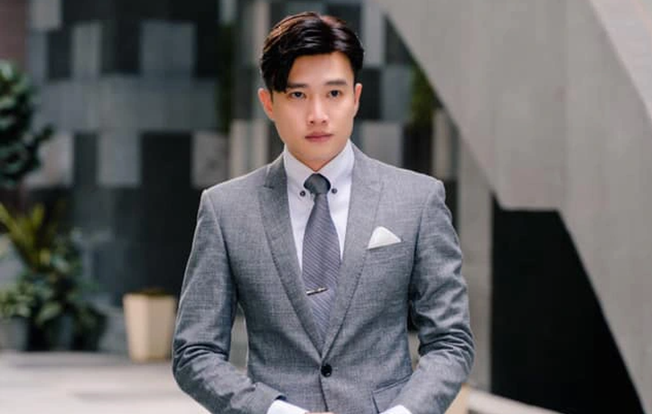 quoc-truong-xin-khan-gia-thong-cam-tiet-lo-tung-muon-tu-choi-dan-chi-dep-dap-gio-re-song-showbiz
