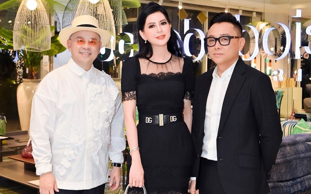 dn-thuy-tien-ntk-cong-tri-hoi-ngo-tai-dem-tiec-anh-sang-barovieratoso-by-hoang-nam-group-wshowbiz1