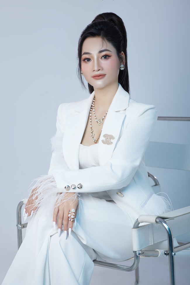 doanh-nhan-quynh-lee-tu-dao-tao-den-trai-nghiem-va-lan-toa-gia-tri-san-pham-viet-wshowbiz-1