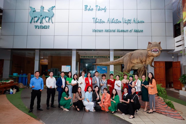 doanh-nhan-quynh-lee-tu-dao-tao-den-trai-nghiem-va-lan-toa-gia-tri-san-pham-viet-wshowbiz-8