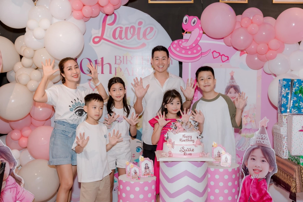 phung-ngoc-huy-lan-dau-to-chuc-sinh-nhat-cho-con-gai-sau-8-nam-xa-cach-showbiz