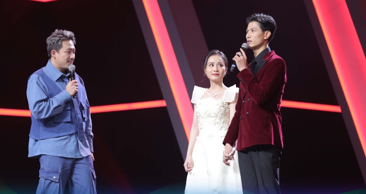 quan-quan-the-voice-vu-thao-my-trao-nham-hoa-cho-chang-trai-da-co-chu-wshowbiz