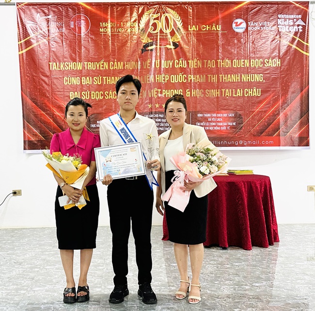 talkshow-truyen-cam-hung-va-gala-vinh-danh-top-50-dai-su-tre-truyen-cam-hung-thanh-cong-ruc-ro-wshowbiz-8