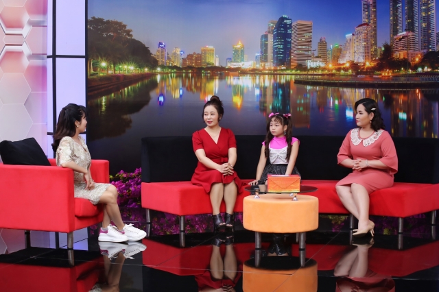 batch BE THAO VY TRONG DIEU CON MUON NOI 37