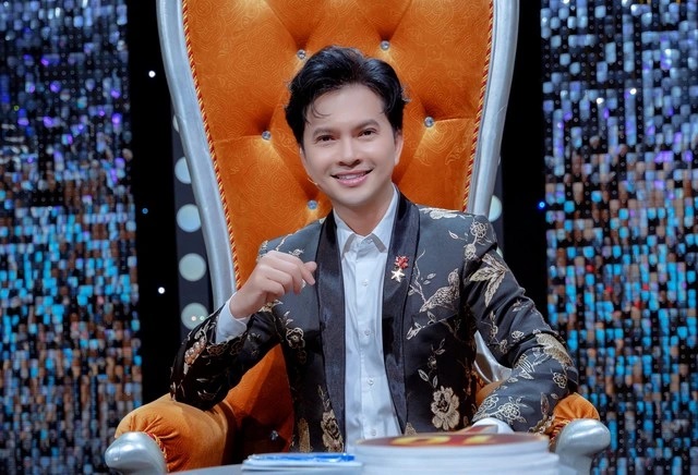 Ca sĩ Nam Cường chuẩn bị lấy bằng Thạc sĩ thứ hai, khẳng định việc dạy học không đơn giản