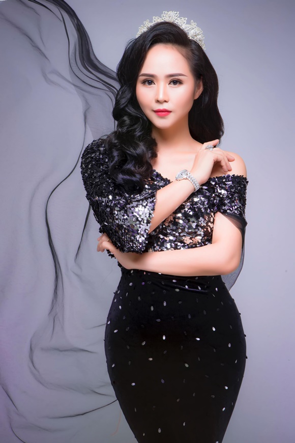 bich-hoa-huong-queen-21