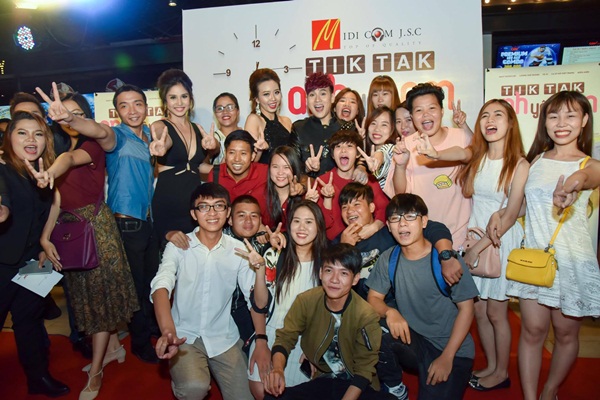 bien-kich-nguyen-vu-wshowbiz-3