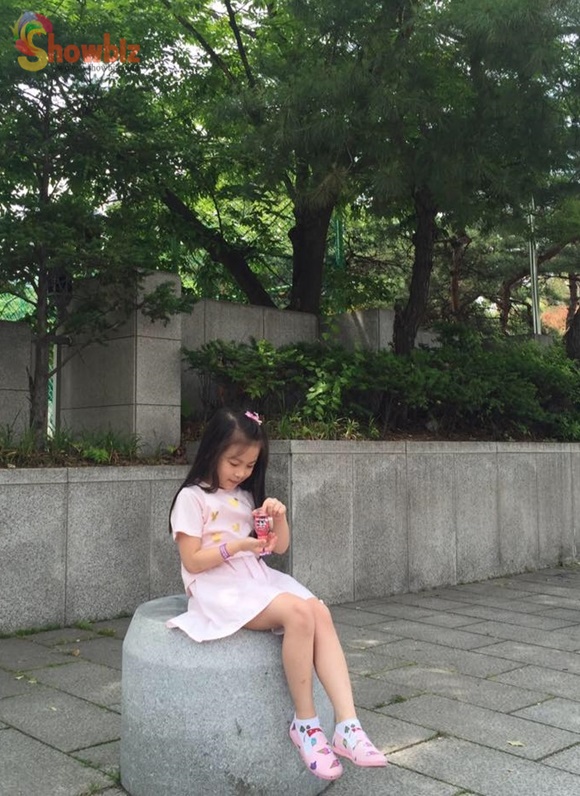 dong-nghi-thoi-trang-wshowbiz-12