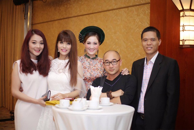 hoa-hau-asean-dam-luu-ly-wshowbiz-7