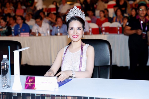 le-thanh-thuy-chung-ket-wshowbiz-6