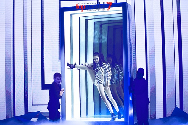 photoshot-chua-cong-bo-top-3-wshowbiz-4