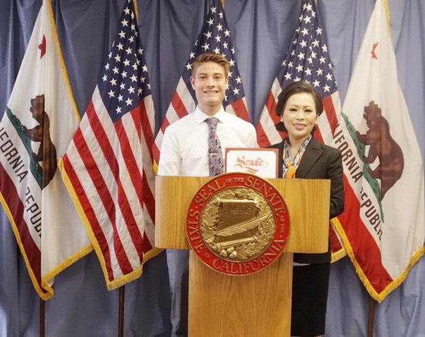 thao-lam-bang-khen-wshowbiz-6