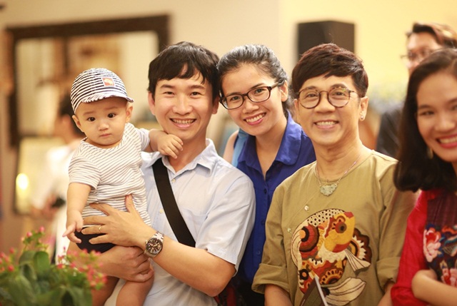 nguoi-saigon-thuong-nhau-13