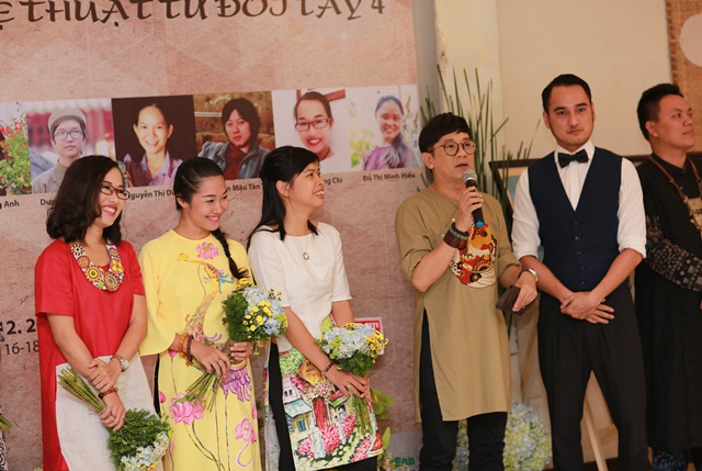 nguoi-saigon-thuong-nhau-15